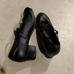 Sansha tap shoes